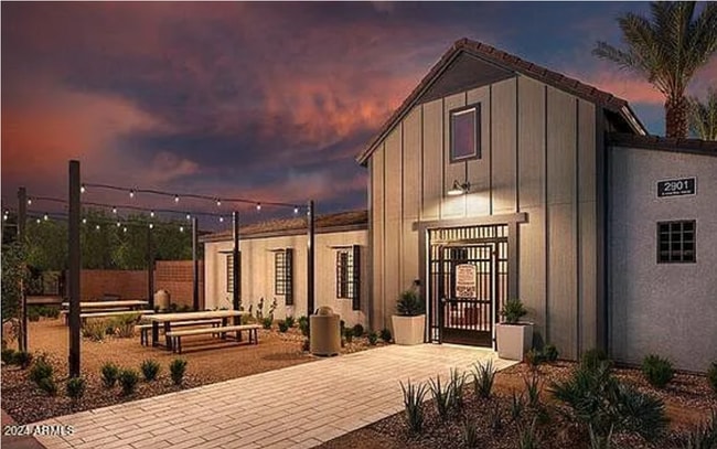 Photo - 1111 W Diamondback Dr