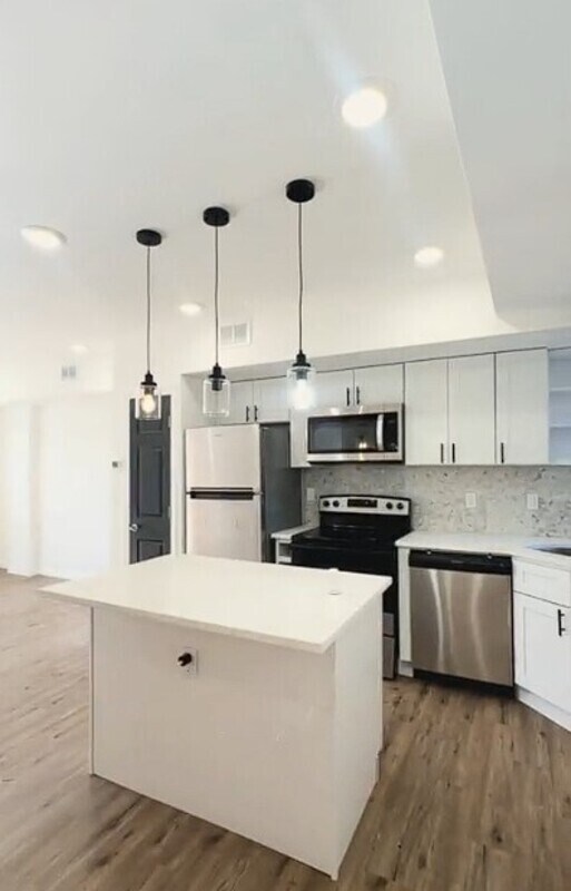 Photo - 1807 W Albanus St