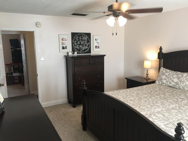 Photo - Available JULY 1st! Beautiful clean open concept home!