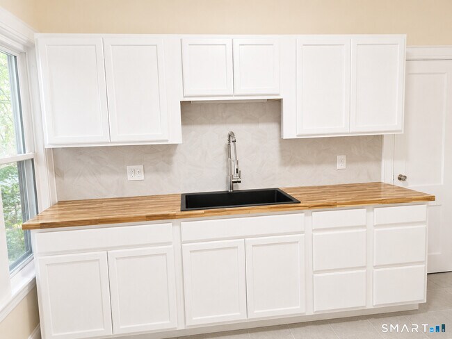 380 McKinley Ave Unit 1
