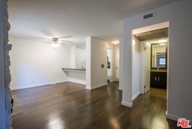 Prime location Studio near Cedars Sinai, B... - Prime location Studio near Cedars Sinai, B...