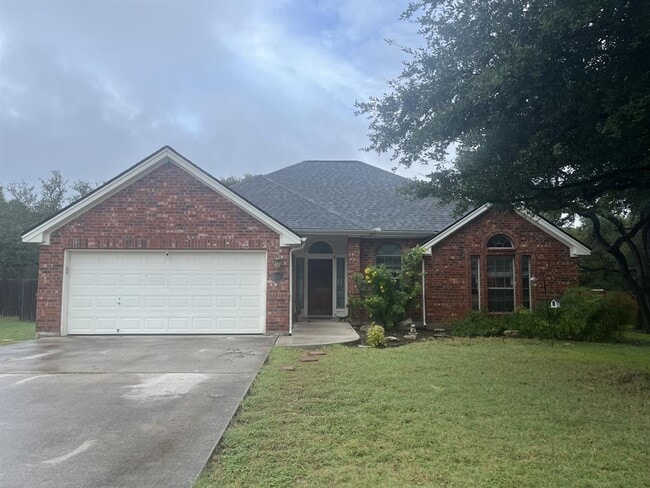 Building Photo - 712 N Comanche St