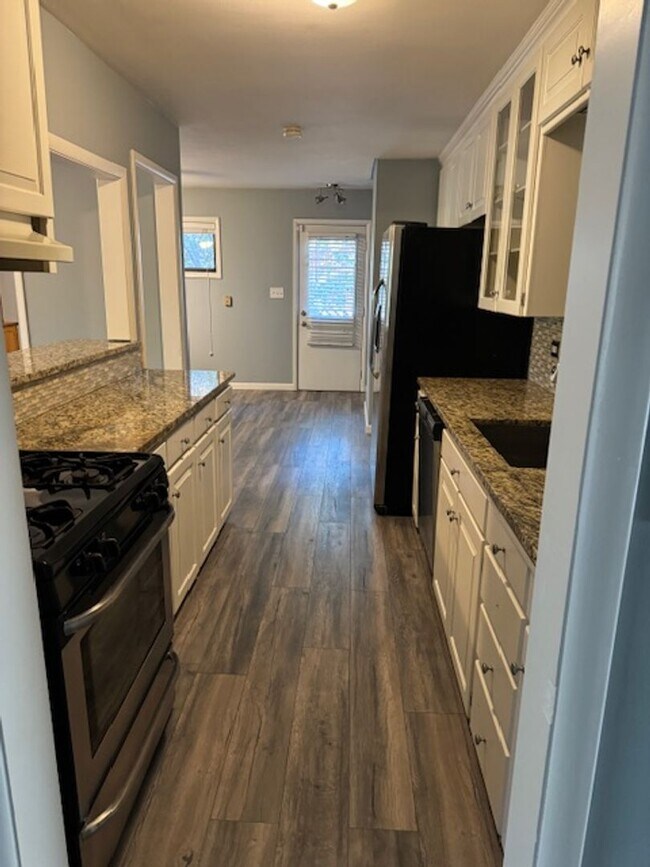 Photo - Cute 3 Bedroom 2.5 Bath home
