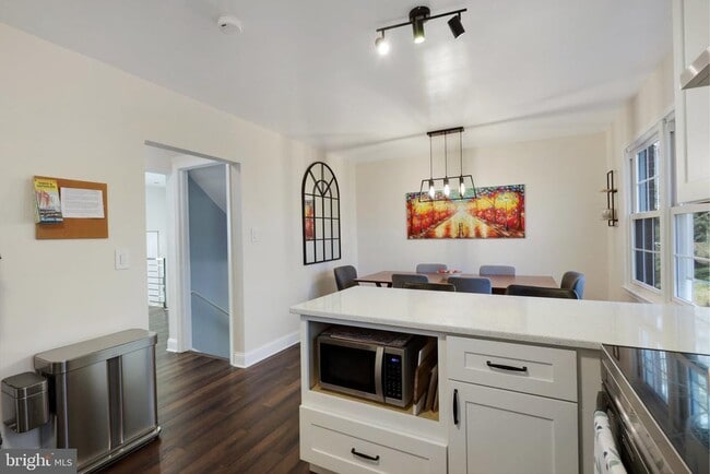 Photo - 3290 Applegate Ct