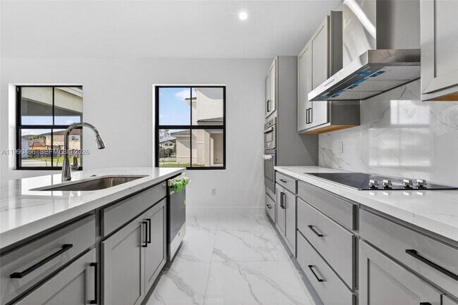 Photo - 15441 SW 20 Ln Unit 15441