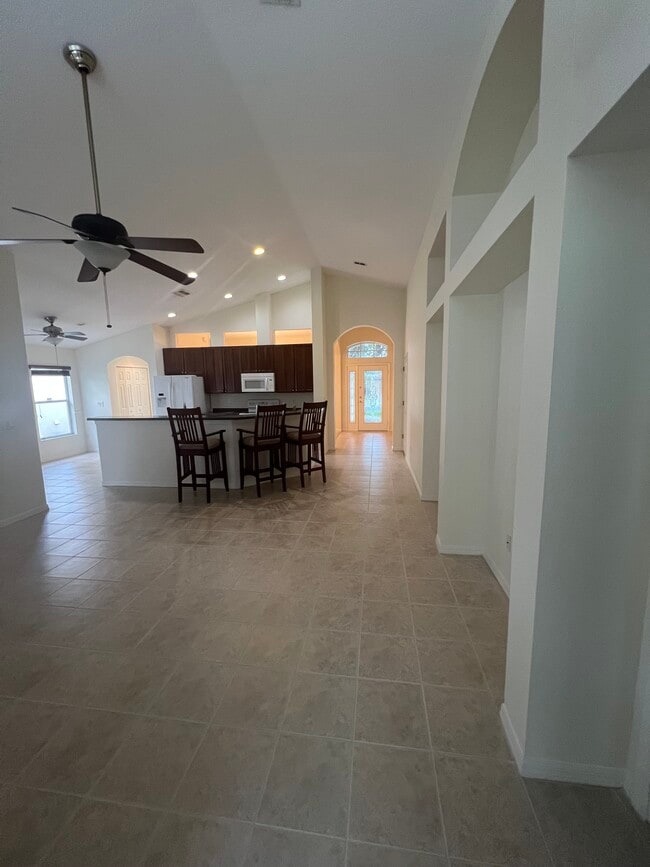 Photo - 23827 Hastings Way