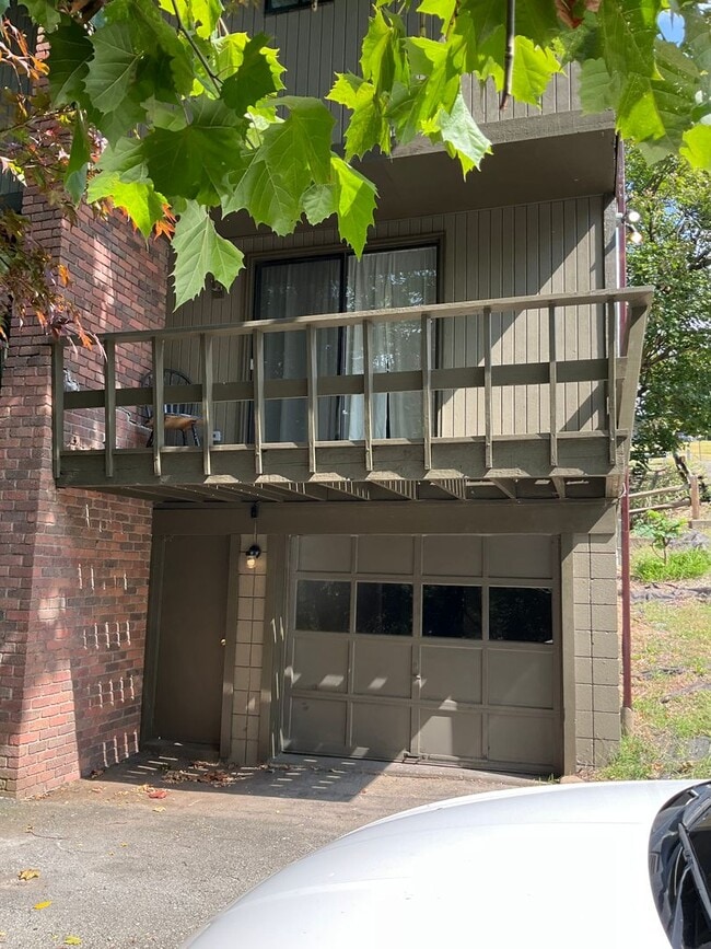Photo - 3 Bed 2 Bath- Cannonsburg PA