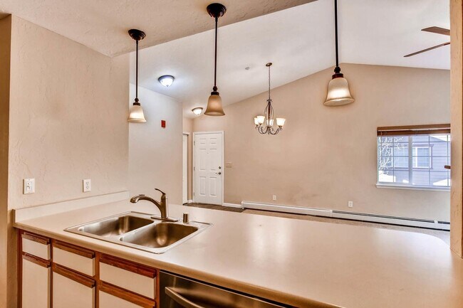 Photo - 183 Pelican Cir