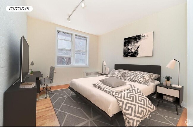Building Photo - 233 E 12th St Rental