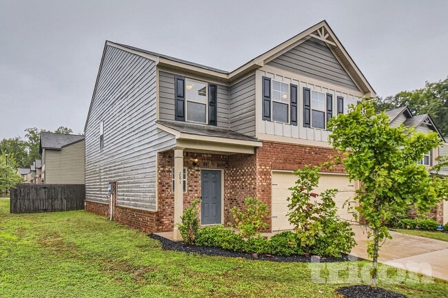 Photo - 281 Magnaview Dr