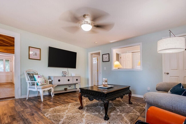Building Photo - 3041 Carpenter Upchurch Rd Rental