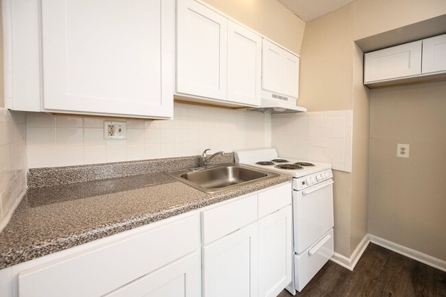 Photo - Welcome home to Walnut Terrace!