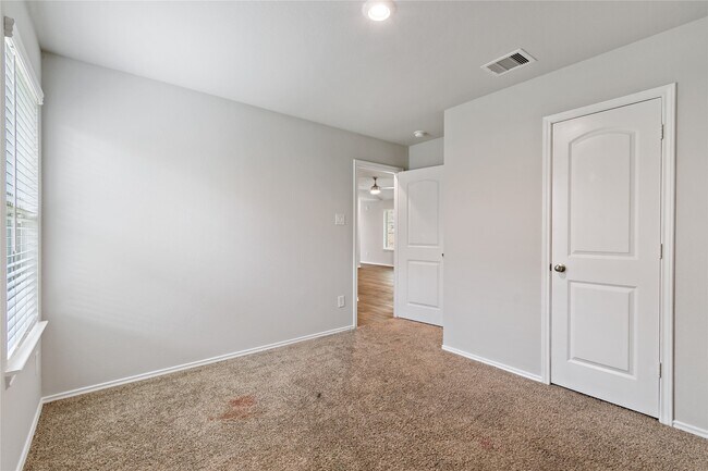 Photo - 2327 Pettingell Wy