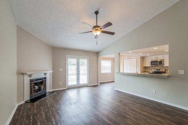 Photo - 426 Wheatfield Ct