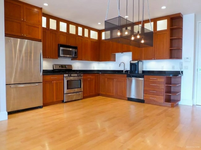 Photo - 72 Langton St Unit 2