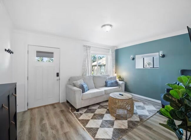 Living Room - 2117 W Riverside Ave Unit 1