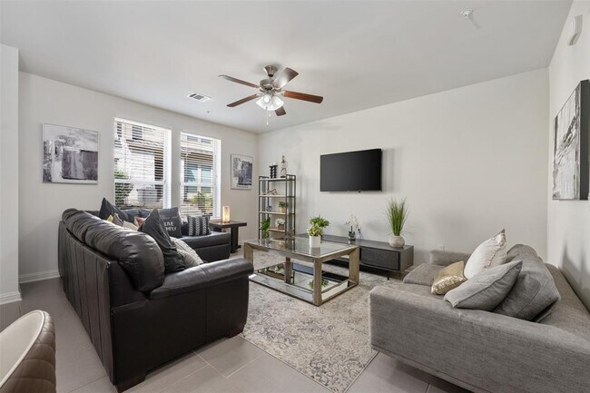 Photo - 13800 Lyndhurst St Unit 292