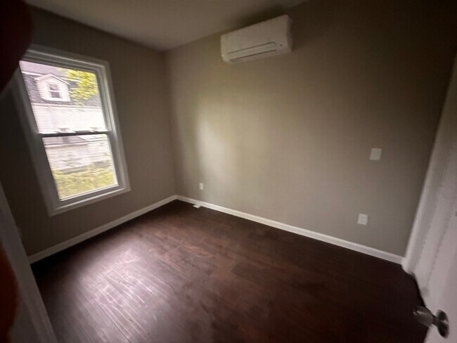 16 Wakullah St Unit 2