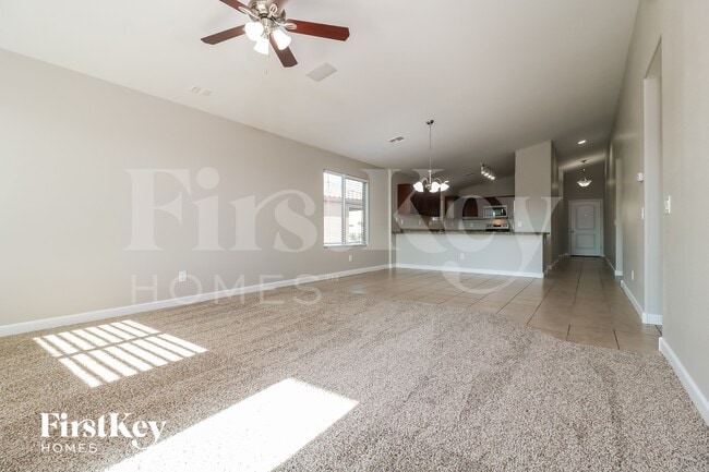 Photo - 21621 W Watkins St