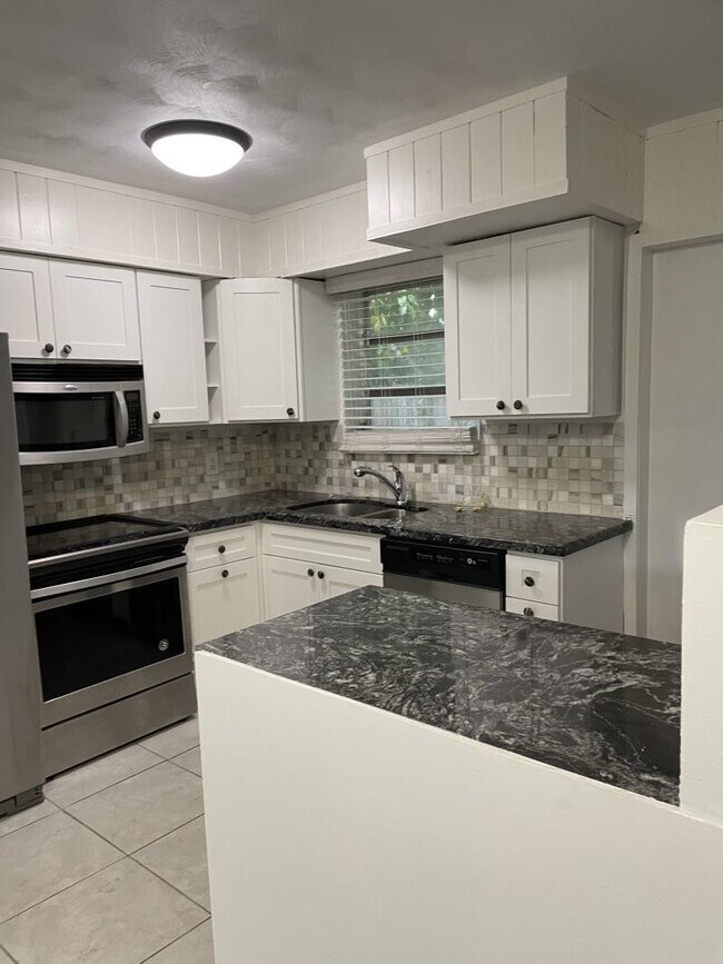 Photo - 1518 Grant St Unit 1