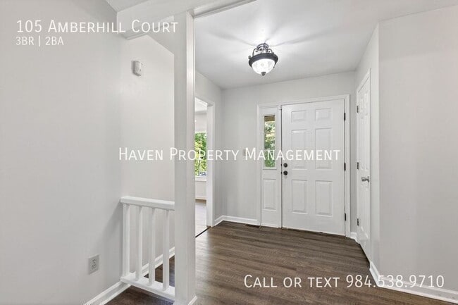 Photo - 105 Amberhill Ct