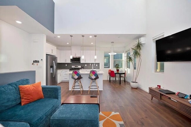 Building Photo - 216 Box Ln - 216 Box Lane