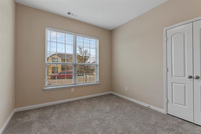 Photo - 5412 Persimmon Dr