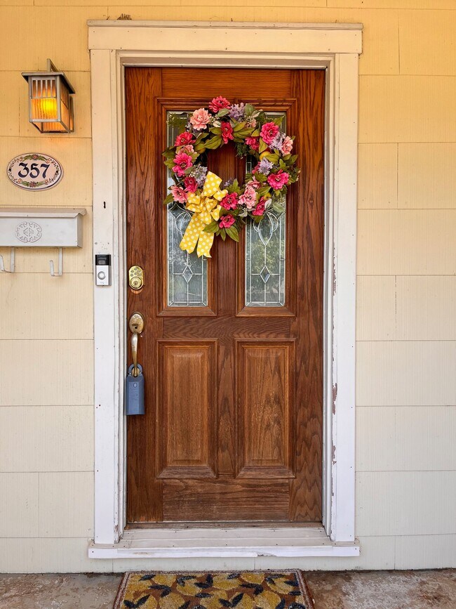 Photo - 357 Irvington Dr Casa