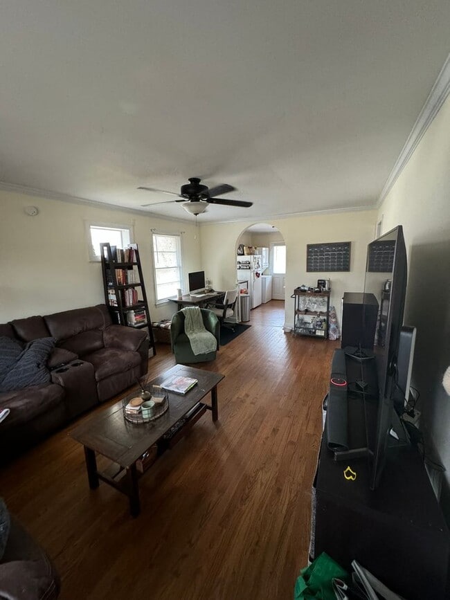 Photo - Cute and Quiet West Side Duplex!