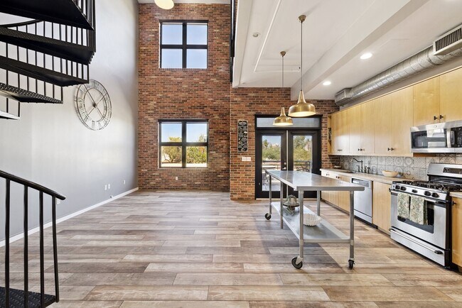 Photo - Condo In Artisan Lofts - Phoenix Midtown Unit 214