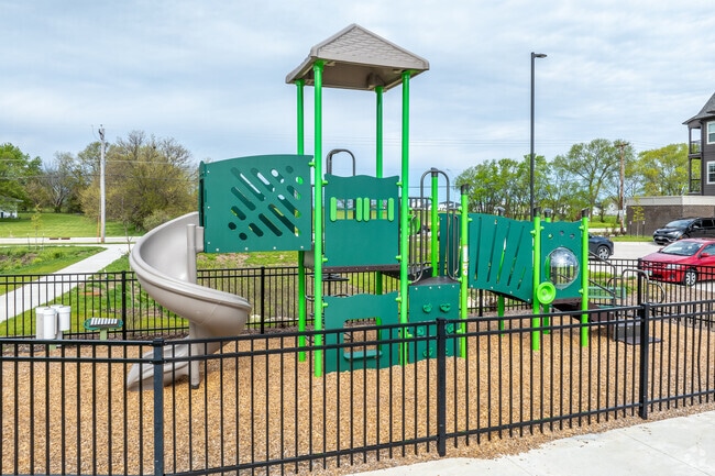 Photo - The Pointe on 88th