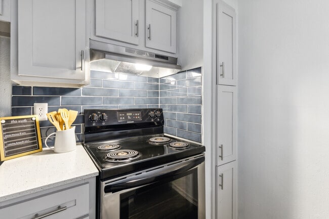 Photo - Affordable & Spacious Apartment! Unit VAS1