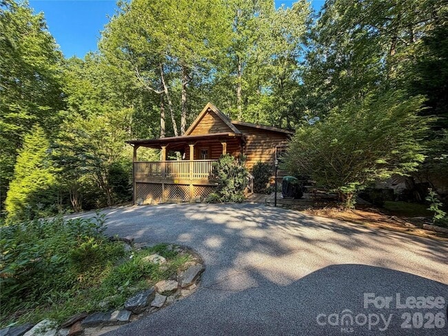 Building Photo - 474 Serpentine Dr