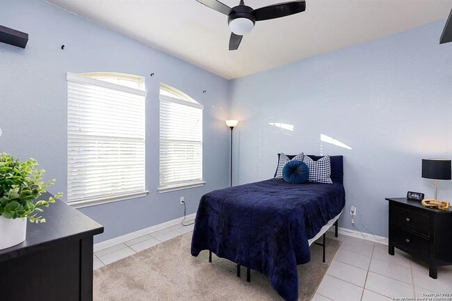 Photo - 241 Silver Maple Dr