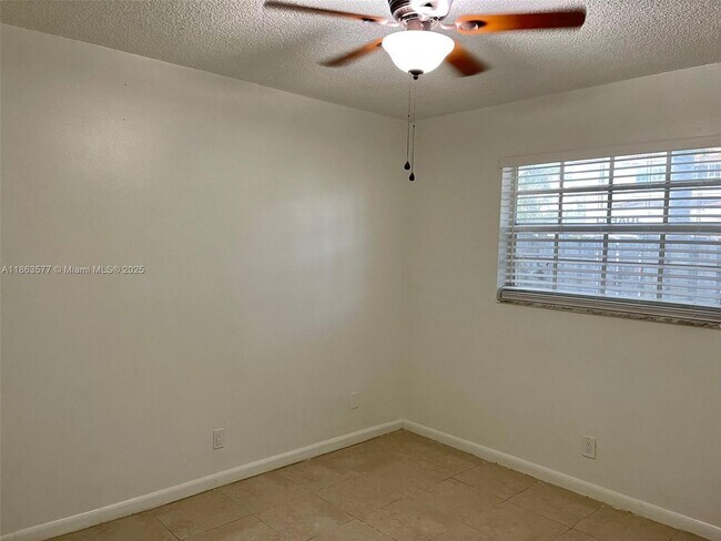 Photo - 720 SW 7th St Unit 720