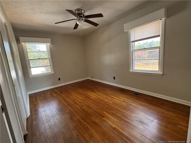 Photo - 2705 Cumberland Rd