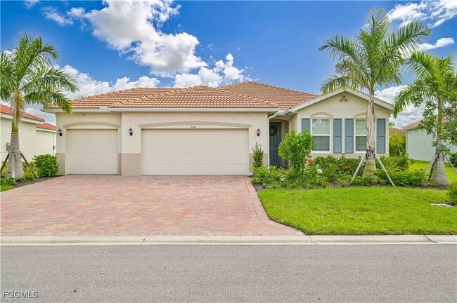 Photo - 2916 Royal Gardens Ave