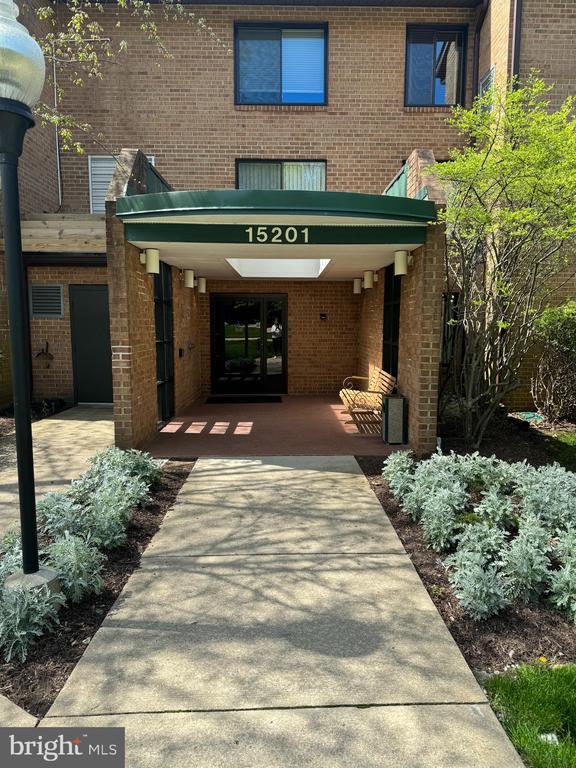 Building Photo - 15201 Elkridge Way Unit 93-3H