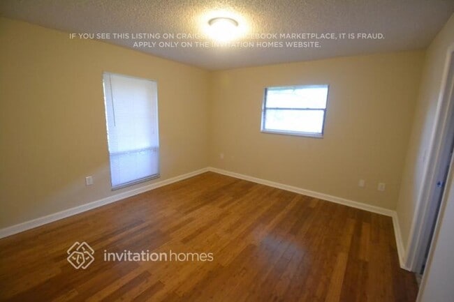 Photo - 1051 Sugartree Dr S