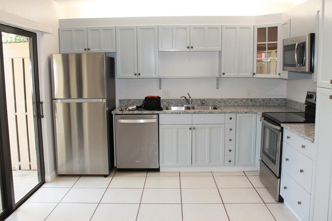 Photo - 1112 11th Ct
