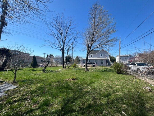 Photo - 95 7th Ave Unit 2