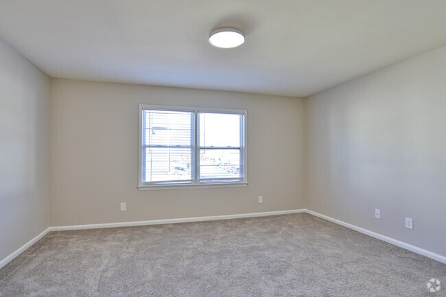2BR, 1.5BA