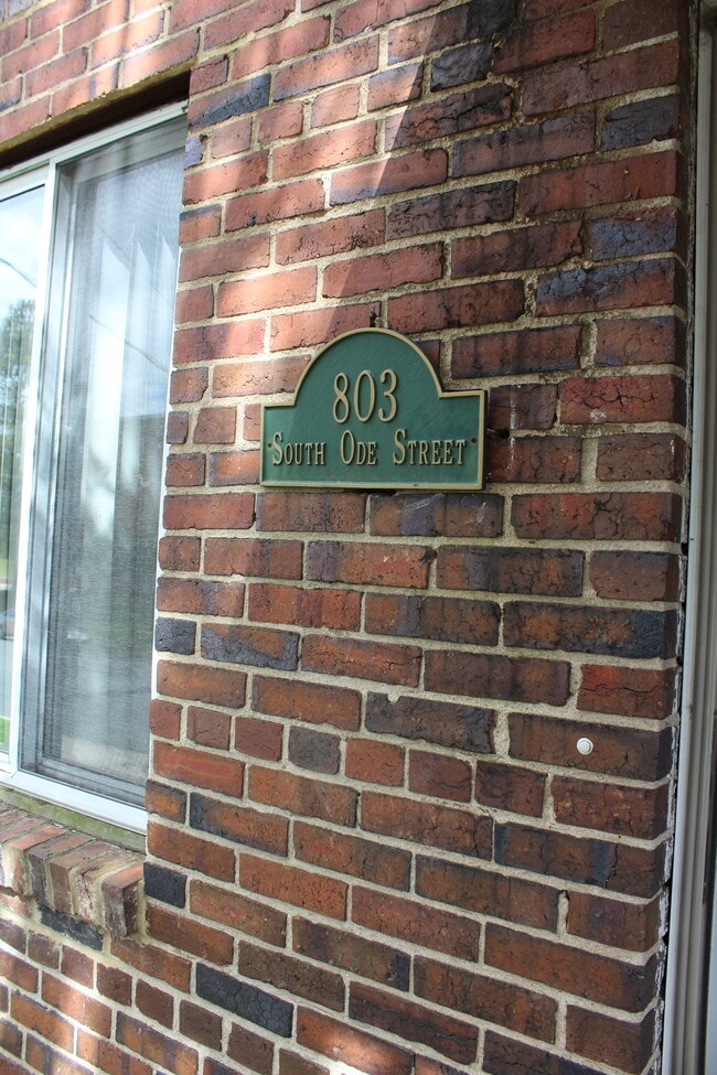 Photo - 803 S Ode St Unidad A
