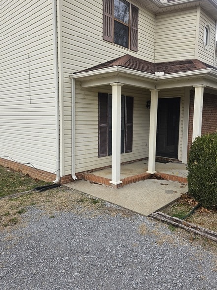 Photo - 101 Mead Ave Unidad 103