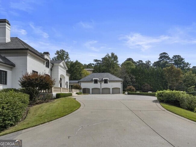 Photo - 997 Davis Dr NW