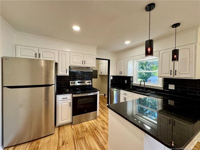 Photo - 1089 Torrey Dr