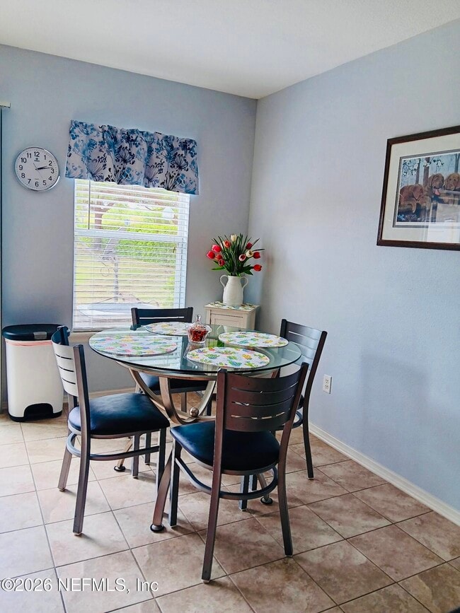 Photo - 740 Cabernet Pl