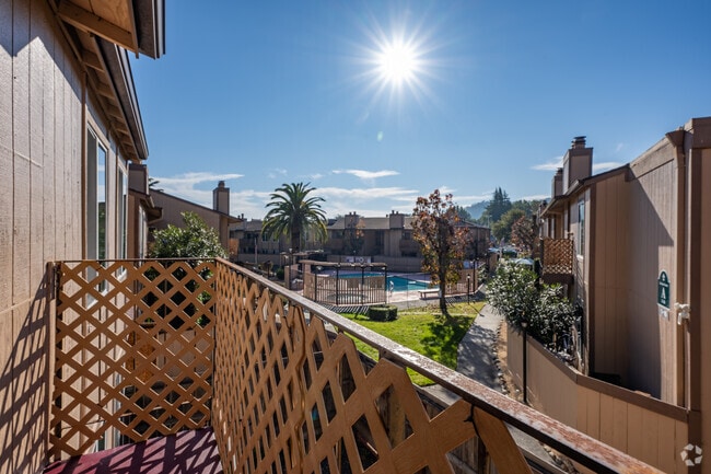 2BR, 2BA - 1,035SF - Balcony View - La Casa Novato