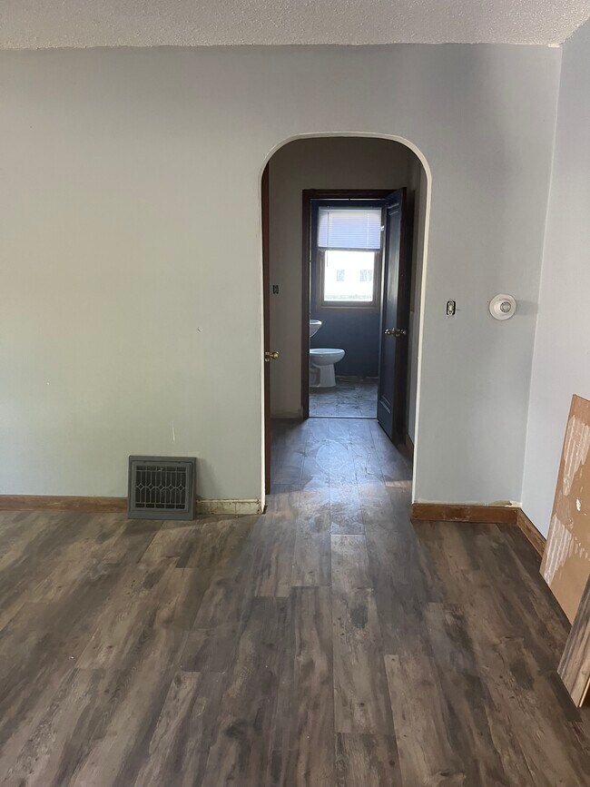 Photo - 703 North St