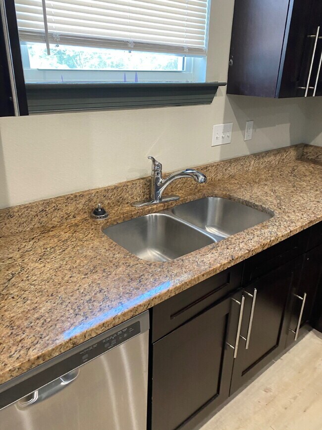 Photo - Now Leasing! Spacious 6-Bedroom, 6.5-Bathroom student house just minutes from campus. Only $725/m...